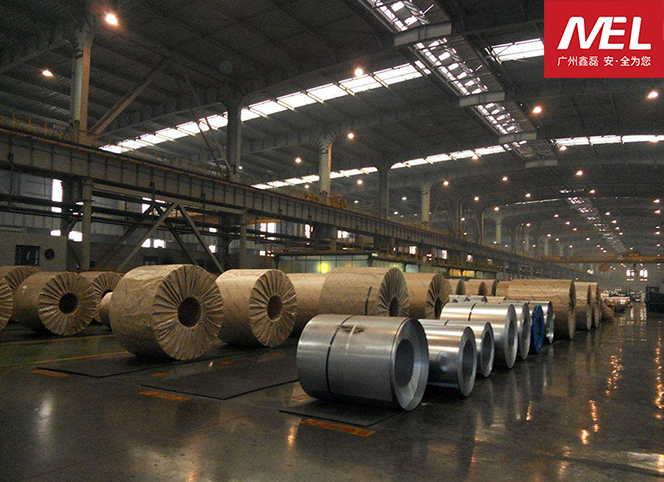 安全刀具，傳統(tǒng)金屬刀和陶瓷刀該如何抉擇！